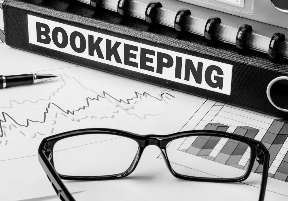 The benefits of outsourcing bookkeeping for medical practices The benefits of outsourcing bookkeeping for medical practices