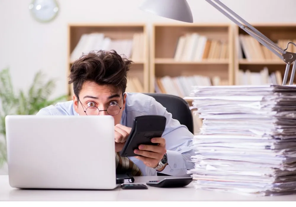 DO I need a bookkeeper? DO I need a bookkeeper?
