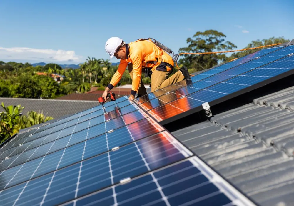 Unleash the power of solar energy: Expert Q&A on installation, technology and savings